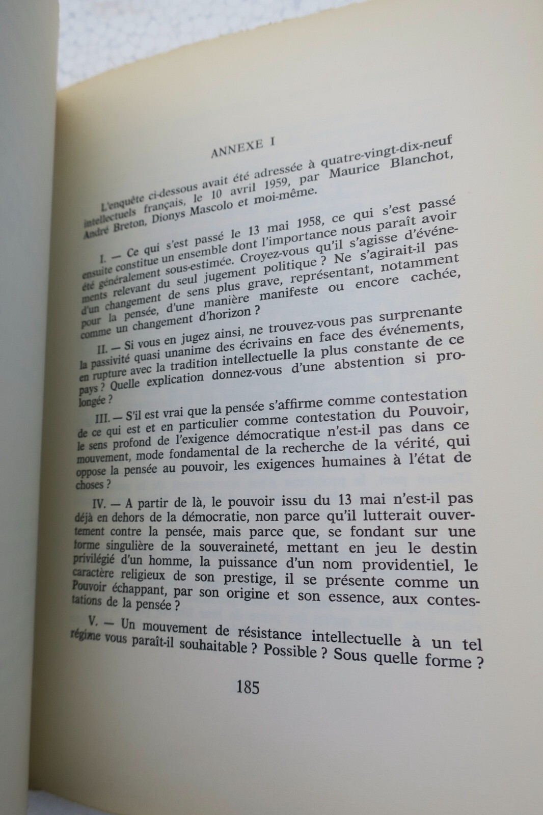 Surrealism Battles: Archives 1957-1968<span class="lla-card-orig-wrap"><span class="lla-card-orig">❦ Surréalisme Schuster Jean Archives 57/68 – Batailles pour le surréalisme</span></span> - La Librairie Antique