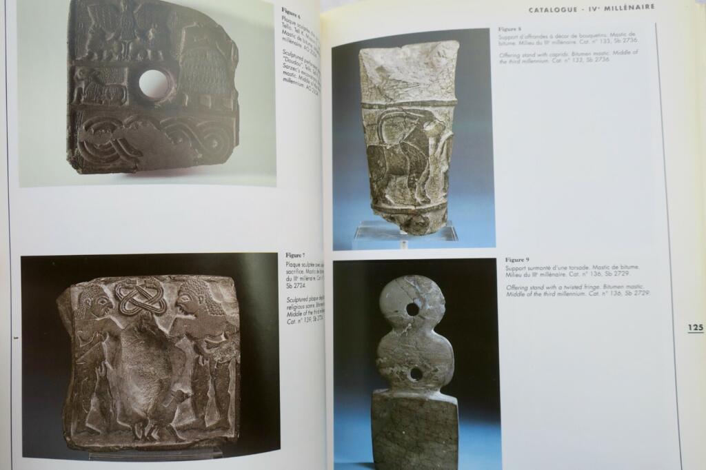 Bitumen artifacts from Suse in the Louvre Museum
