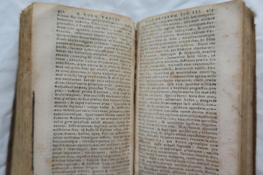 Tacitus ex recensione Justi lipsii 1684