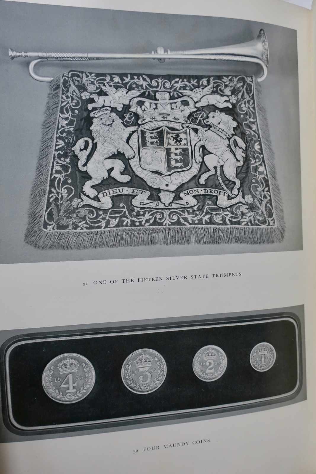The Crown Jewels and other regalia in The Tower of London 1953 – Image 8