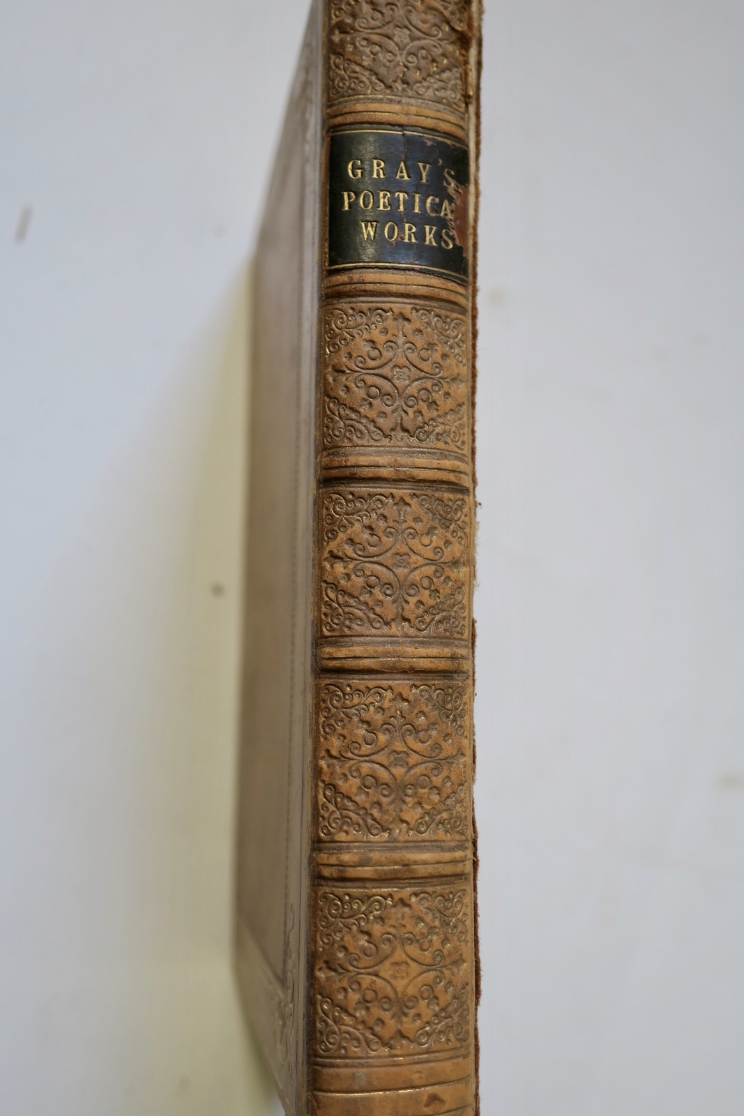 Poesiesammlung von Thomas Gray<span class="lla-card-orig-wrap"><span class="lla-card-orig">❦ THE POETICAL WORKS OF THOMAS GRAY 1840</span></span> - La Librairie Antique