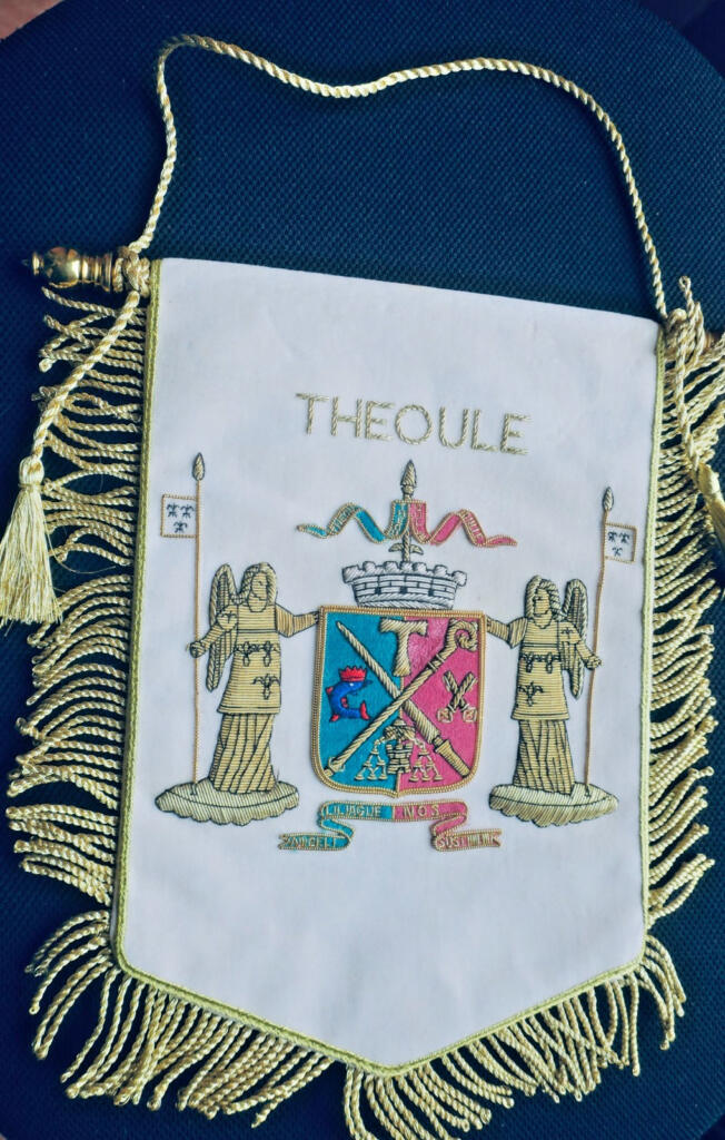 Kirchliches Seidenbanner
