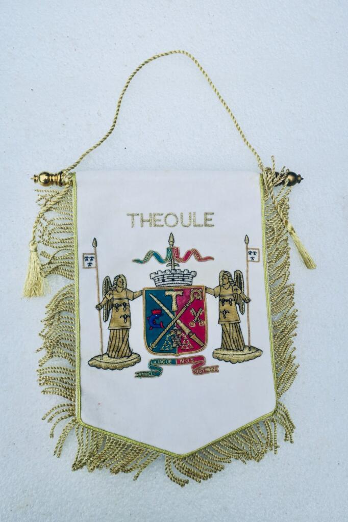 Kirchliches Seidenbanner