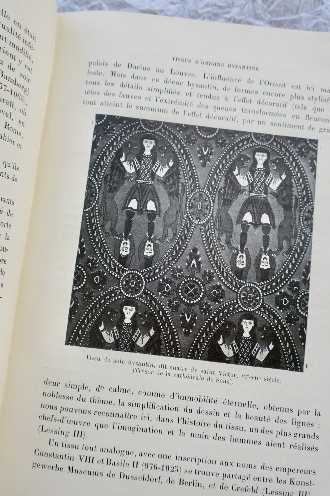 Textilkunst: Umfassende Illustration - Image 5