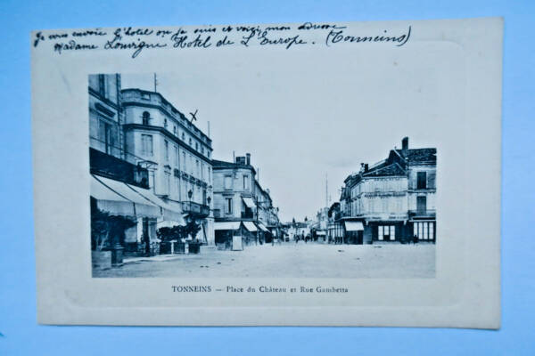 Tonneins, Place du Chateau et rue Gambetta