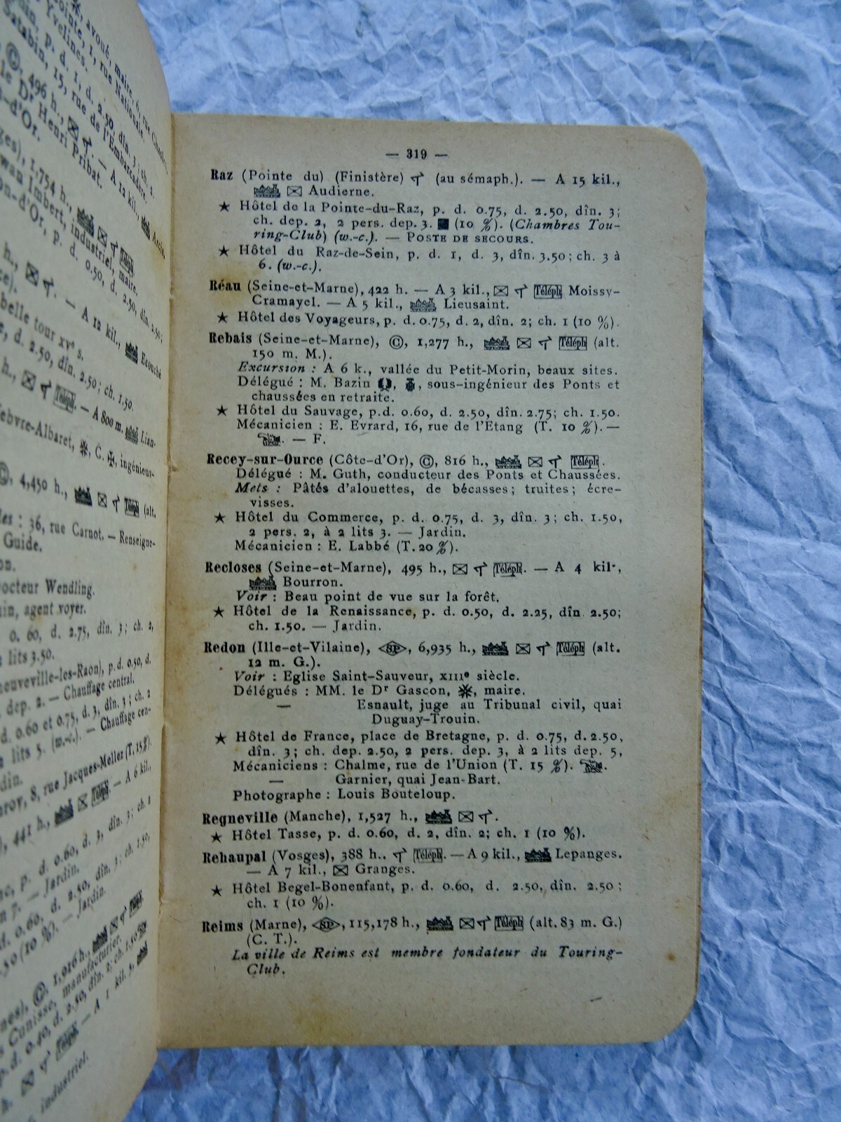 ツーリングクラブの年鑑<span class="lla-card-orig-wrap"><span class="lla-card-orig">❦ TOURING-CLUB de FRANCE 1914 annuaire</span></span> - La Librairie Antique