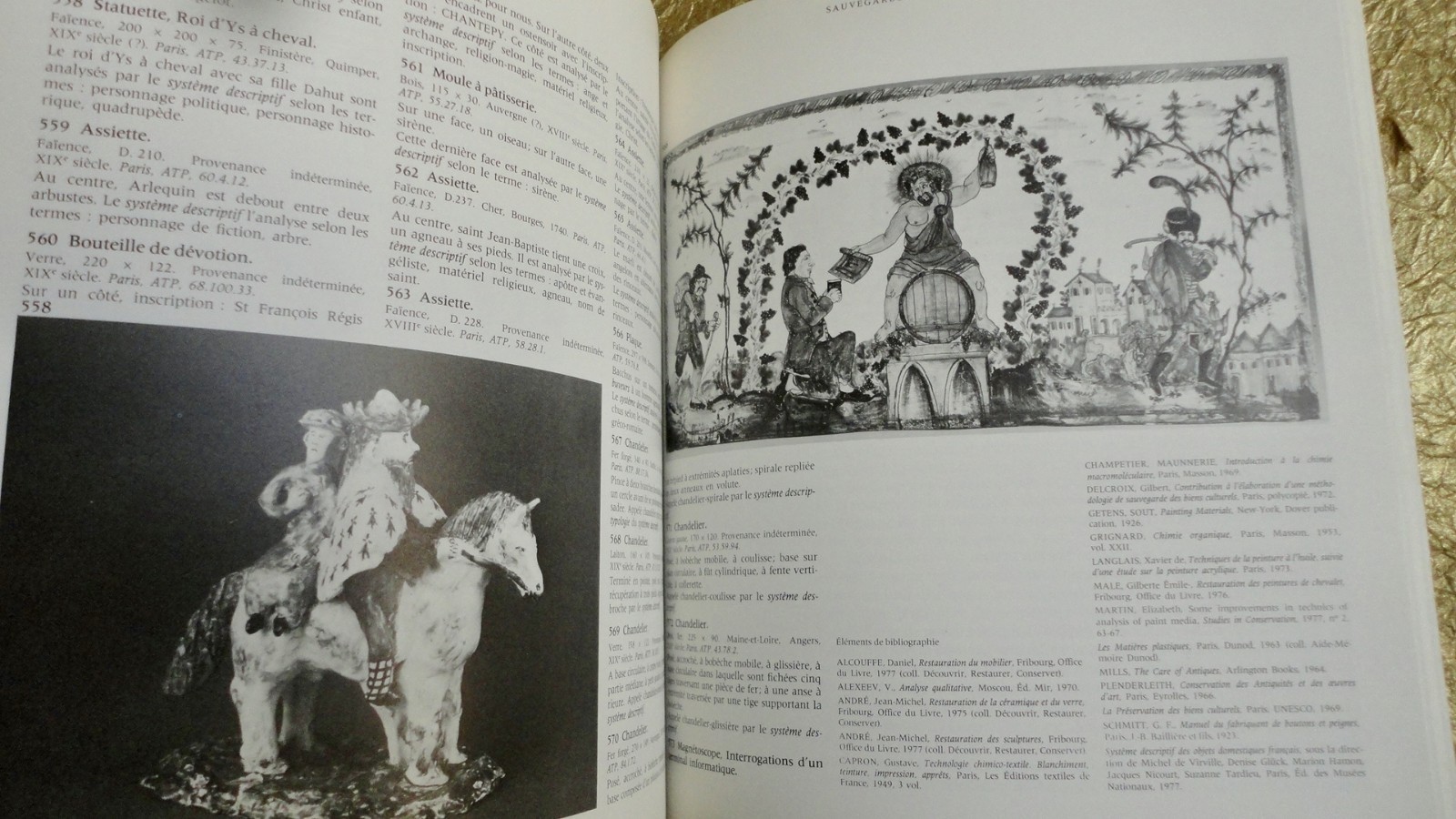 フランスの文化遺産を探る<span class="lla-card-orig-wrap"><span class="lla-card-orig">❦ traditions …Hier pour demain. Arts, traditions et patrimoine. 1980</span></span> - La Librairie Antique