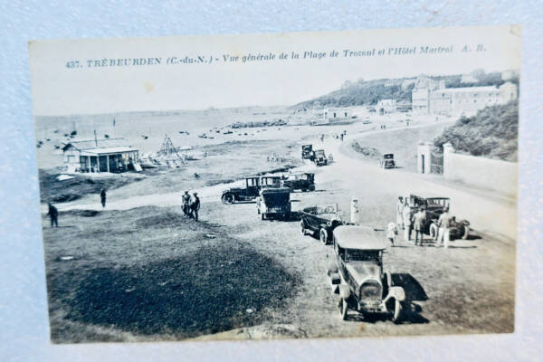 TREBEURDEN plage de Trozoul & l'hotel Martrai
