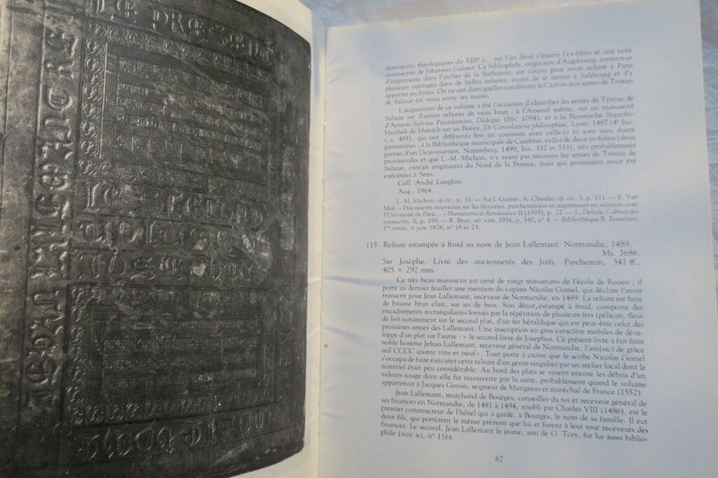 Arsenal Library Treasures - National Collection