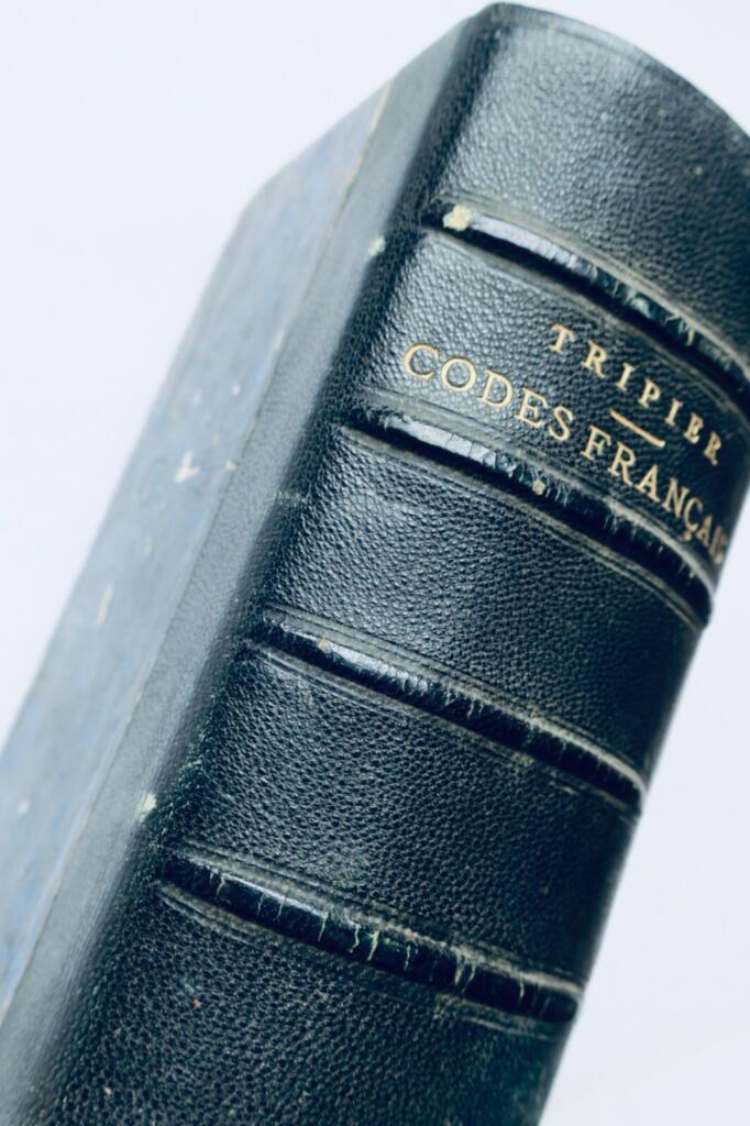 French Legal Codes - Official Texts Collated