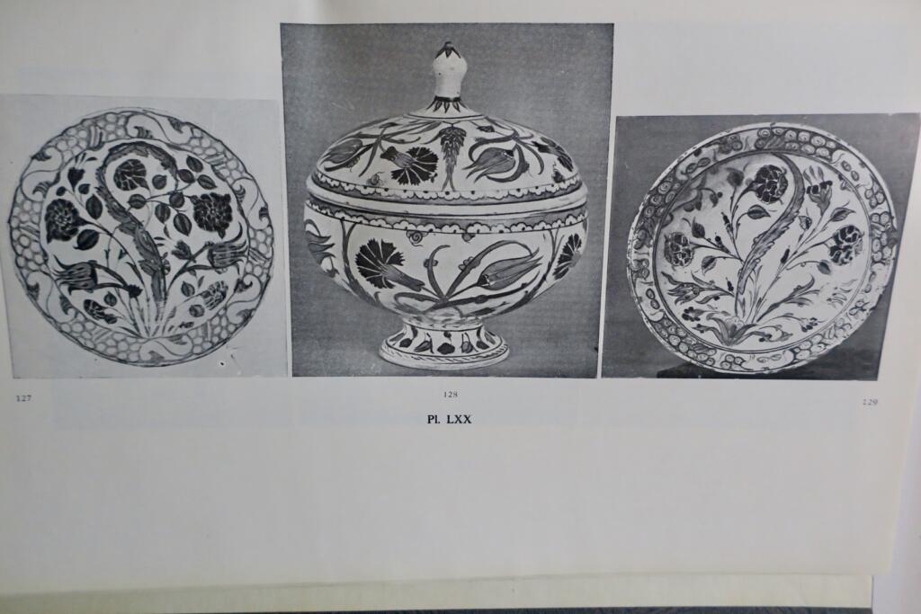 トルコ陶磁器の展示