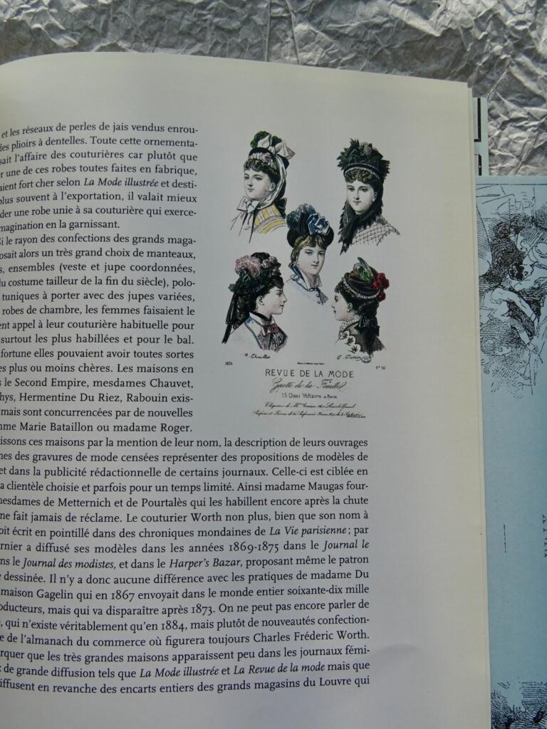 Mallarmé's Fashion: Velvet and Guipure