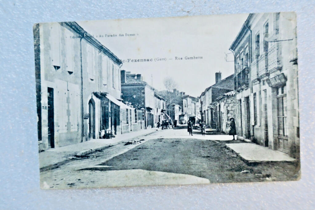 Straßenansicht von Vic-Fezensac