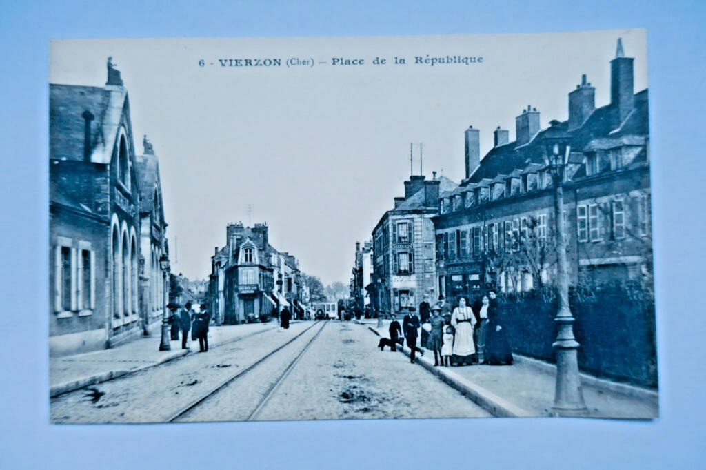 Postcard views of Vierzon