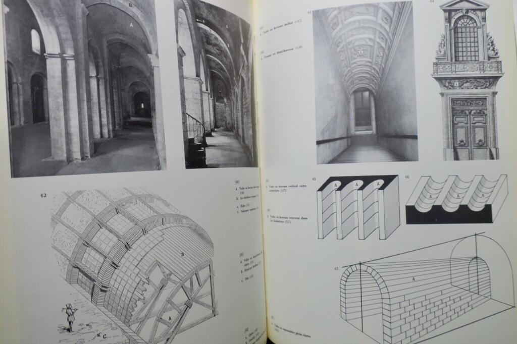 Vocabulaire de l’architecture. Principes d’analyse scientifique 2/2 1972
