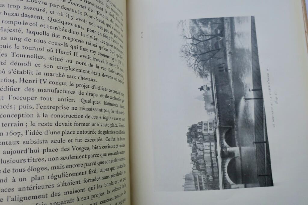 Public spaces and architectural ornaments of Paris