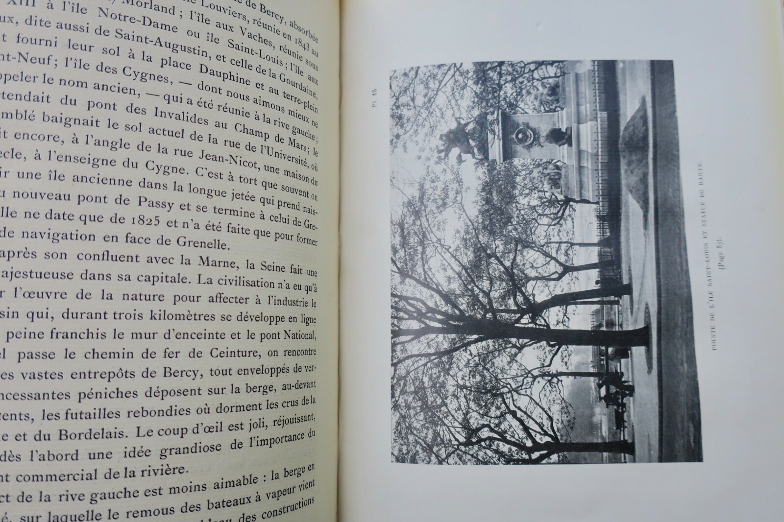 Paris Public Spaces: Architectural Ornaments & Monuments - Image 7
