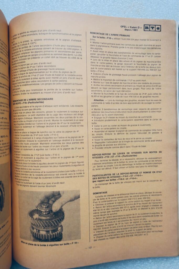 Technical reviews of classic cars