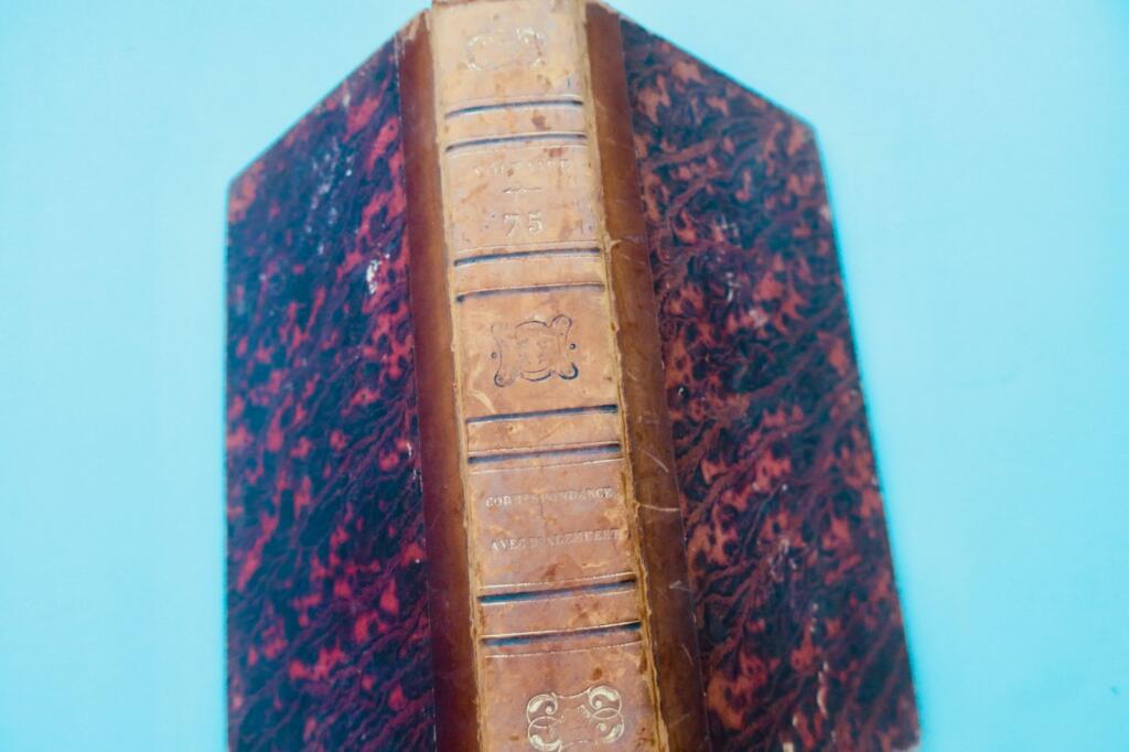 Complete Works of VOLTAIRE - Pourrat Edition