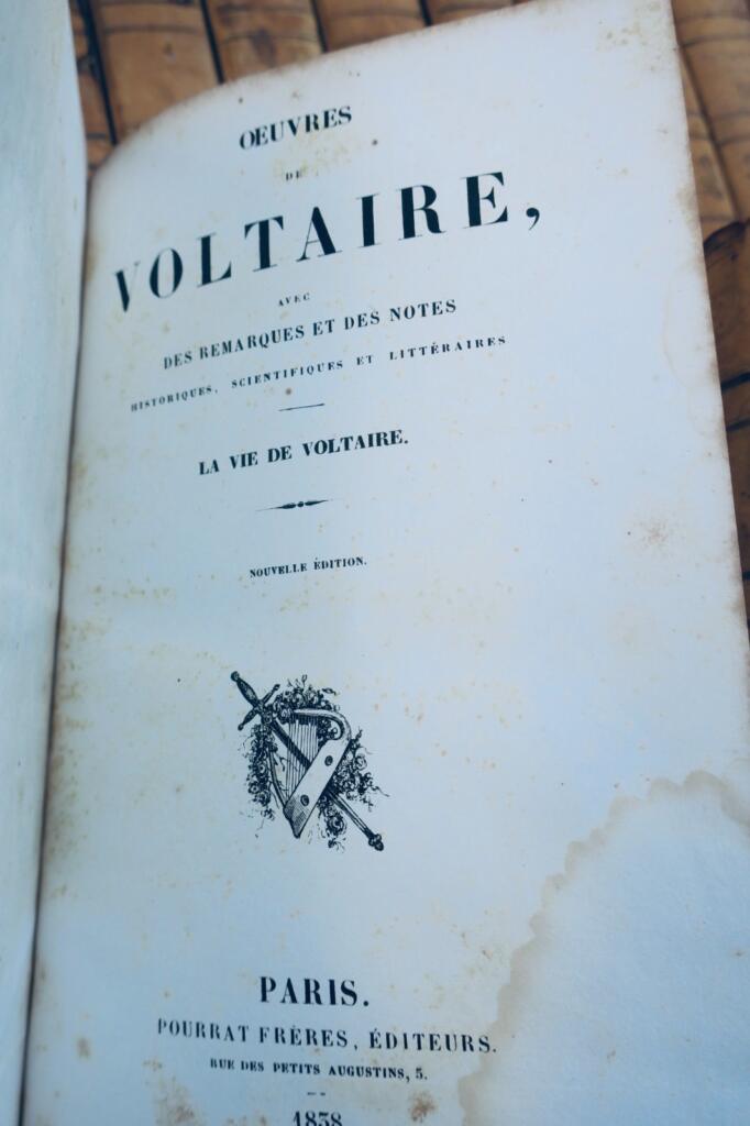 Complete Works of VOLTAIRE - Pourrat Edition