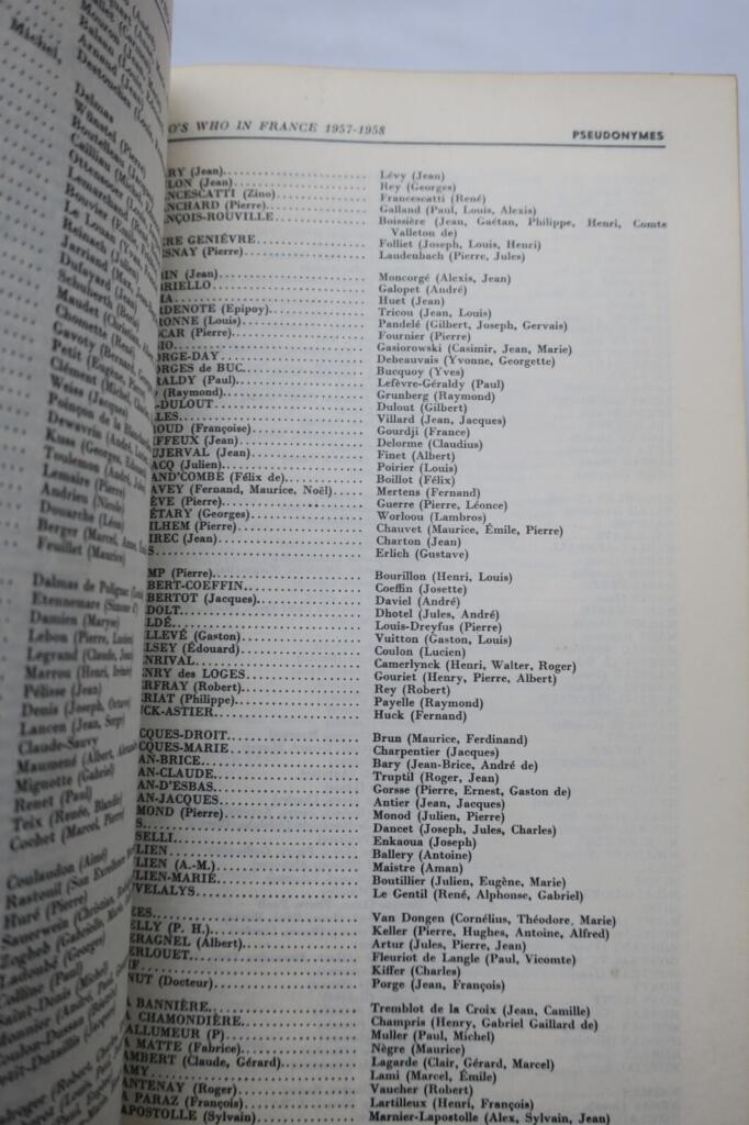 Biographical dictionary of French notable figures