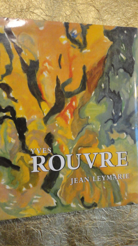 Art Circle by Yves Rouvre