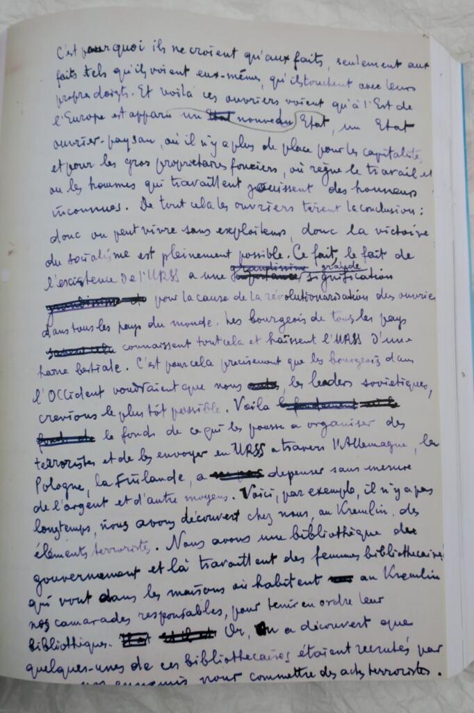Katalog zur Ausstellung über die franco-russische Intelligentsia