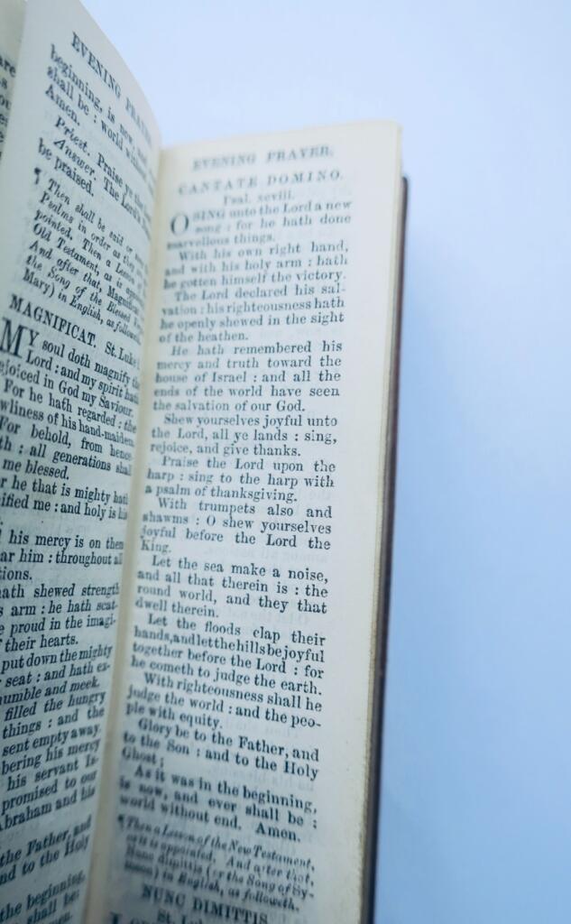 Bible The Book of the Common Prayer finger Prayer Book 28 x 90 mm