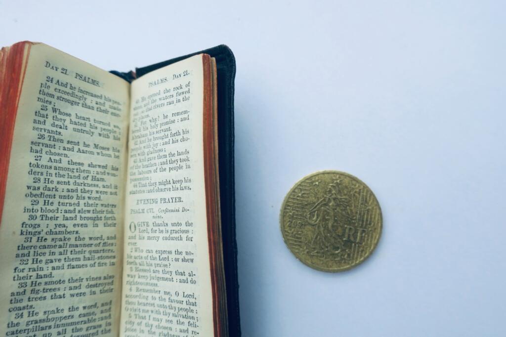 Bible The Book of Common Prayer finger Prayer Book 29 x 99 mm