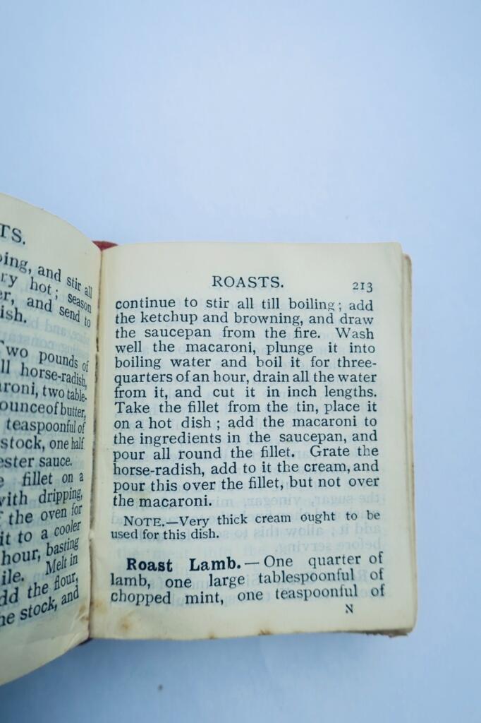 Küche Handbook of Practical Cookery by Matilda Lees Dods 1905 48 x 57 mm. mini