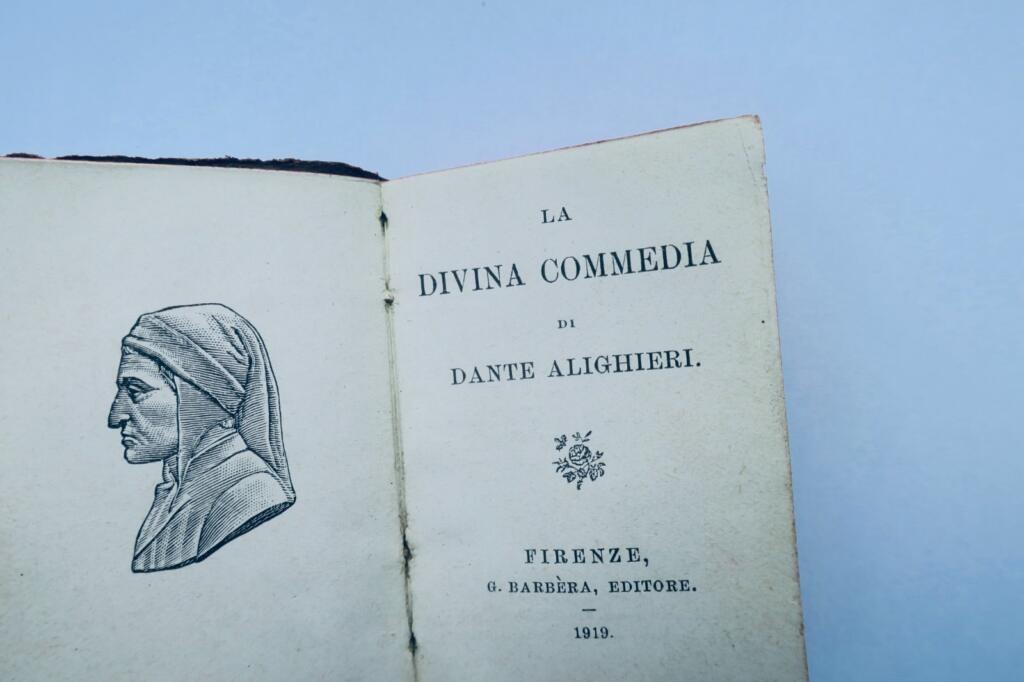 Dante, Alighieri
Die Göttliche Komödie
Miniaturausgabe 1919, 45 x 64 mm