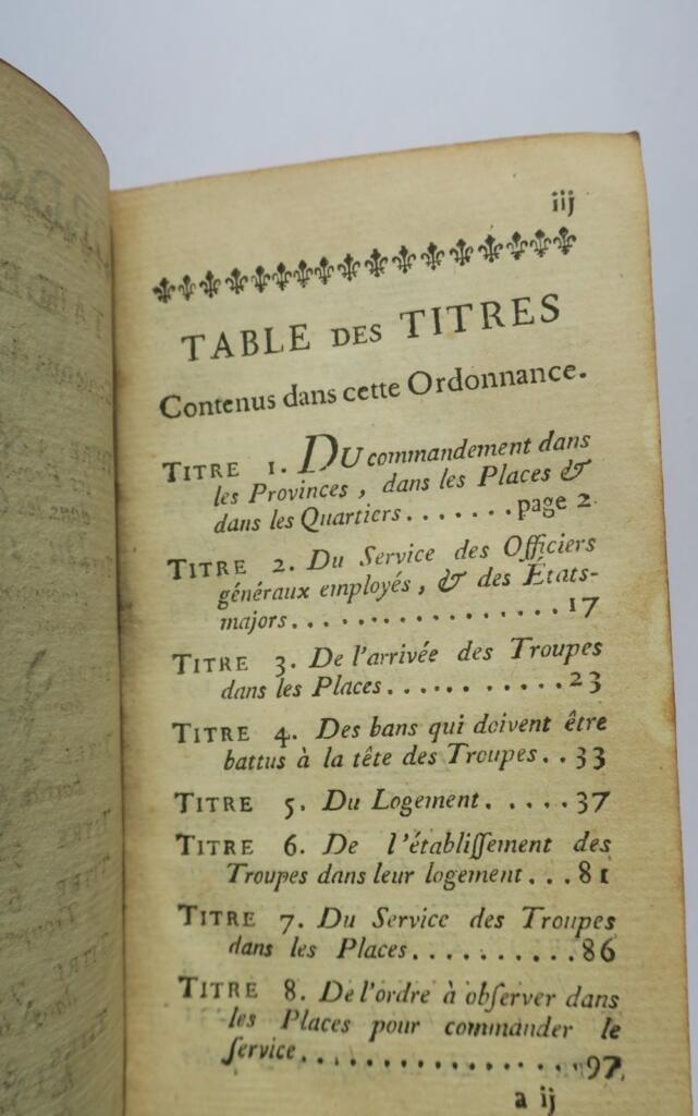 Louis XV Ordonnance du roi service dans les Places & les Quartiers 1768