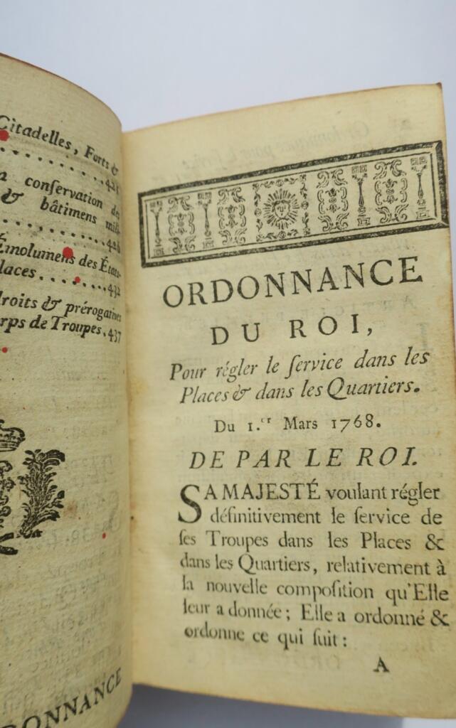 Louis XV Ordonnance du roi service dans les Places & les Quartiers 1768
