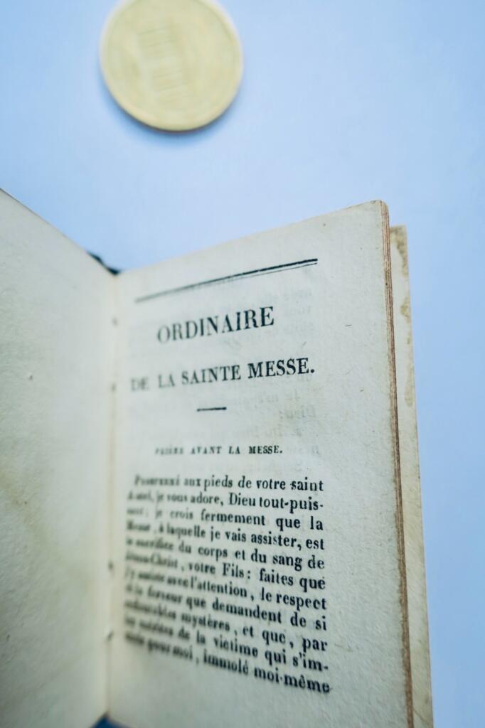 minuscule Heures des Jeunes Chrétiens