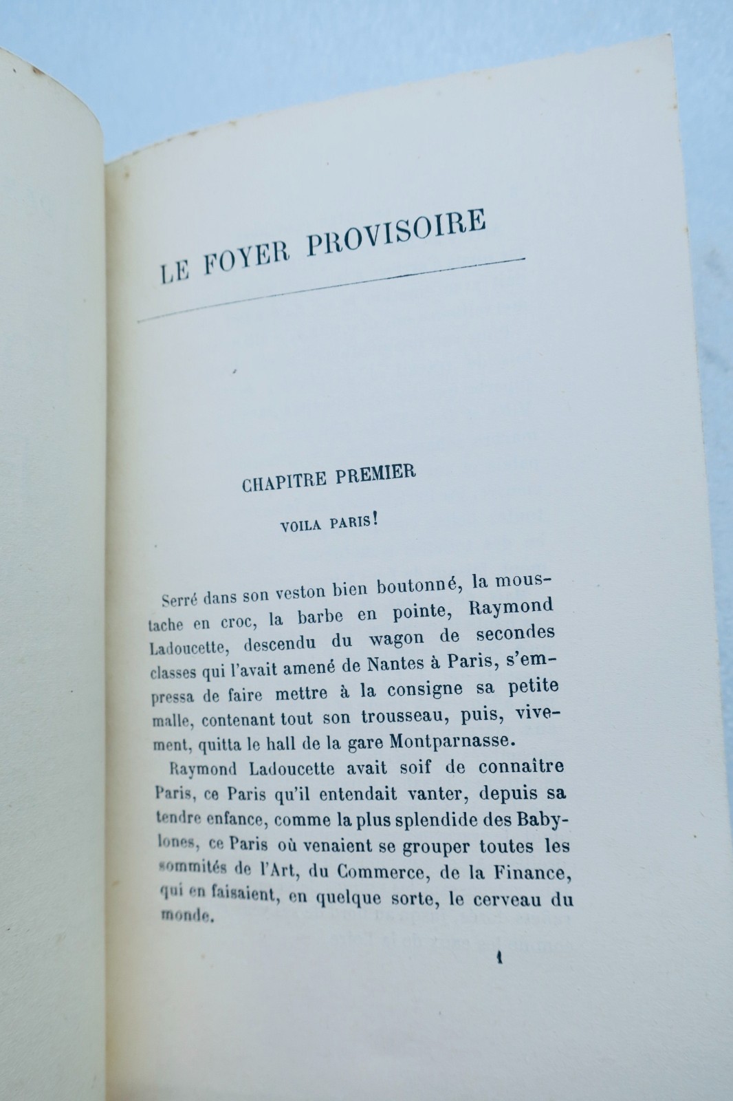 Riche, Daniel. *Le Foyer Provisoire*