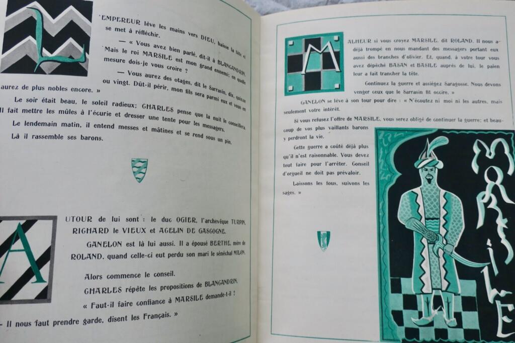 Roland the Valiant
Illustrations by Roger
Plumon Editions, 1943