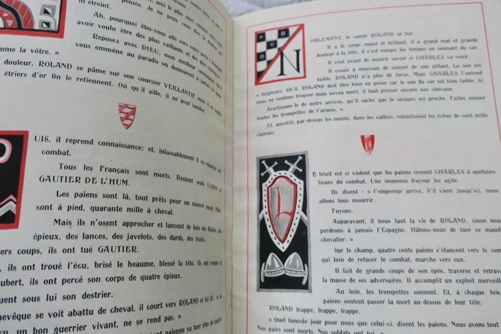 Roland the Valiant
Illustrations by Roger
Plumon Editions, 1943