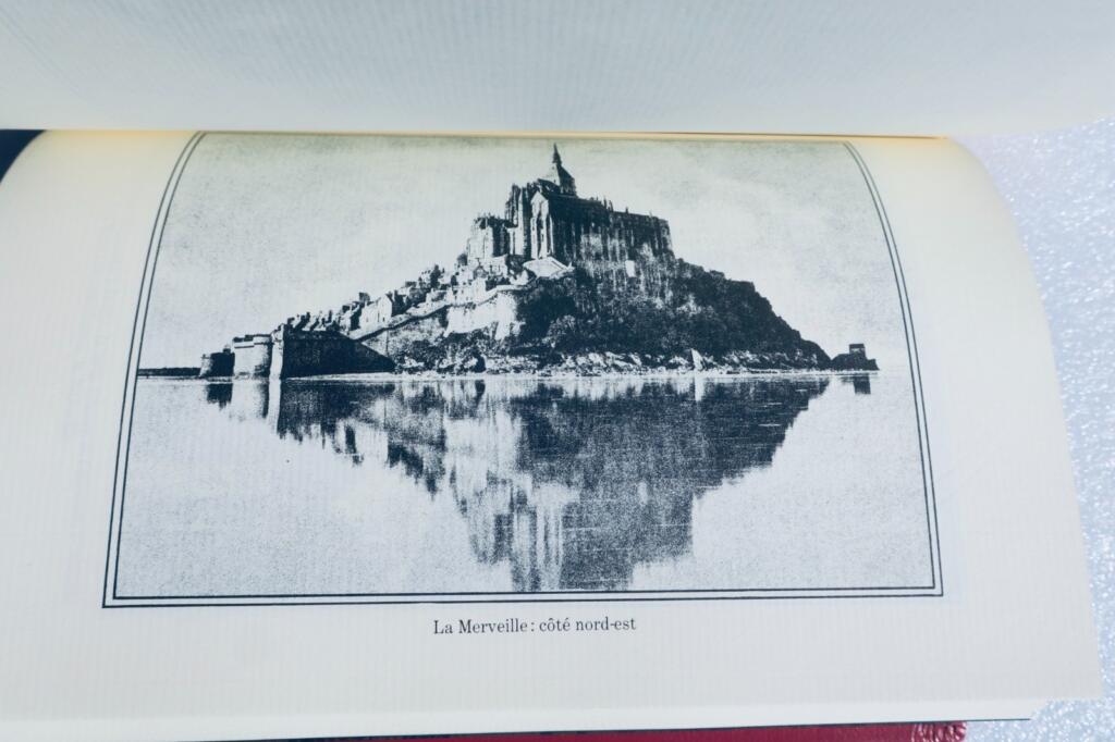 saint-Michel Histoire et Légende du Mont Saint-Michel 1982