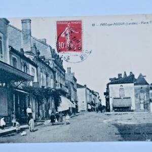 Aire-sur-Adour place Thiers 32