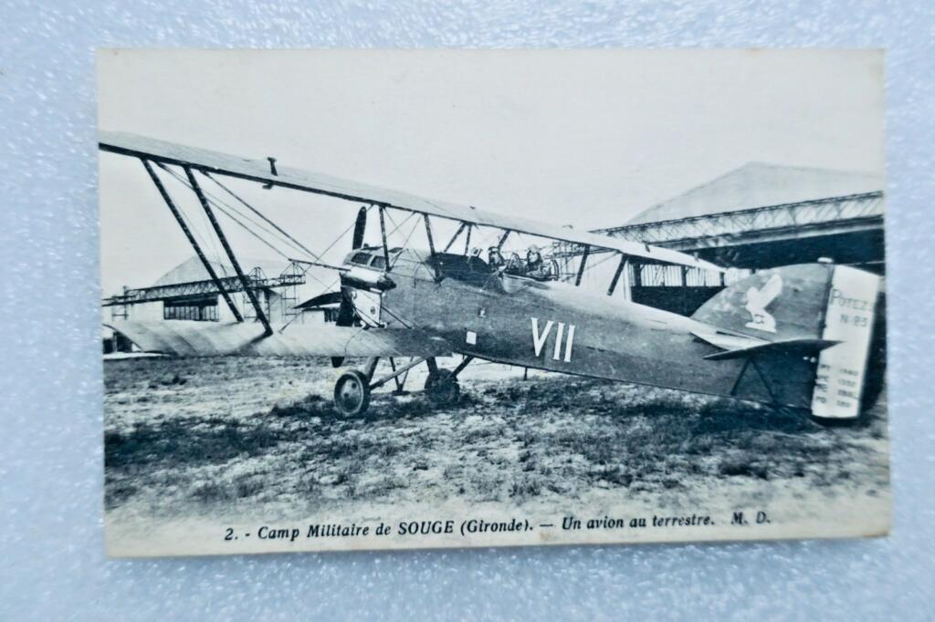 Avion au terrestre Camp militaire de Souge 33