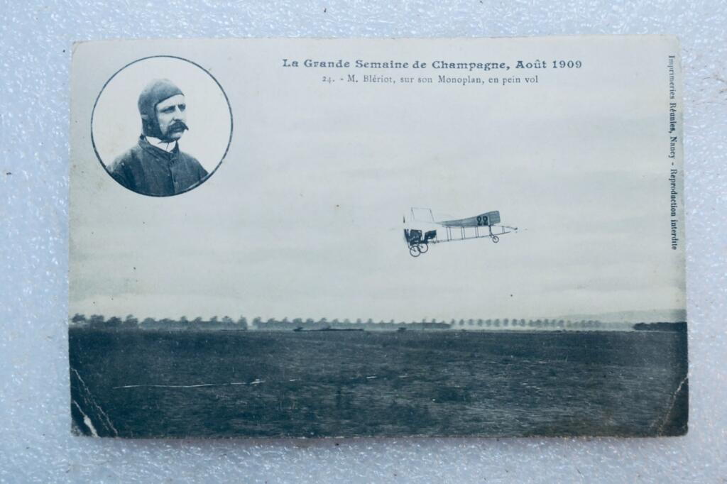 Blériot 1909 on his monoplane