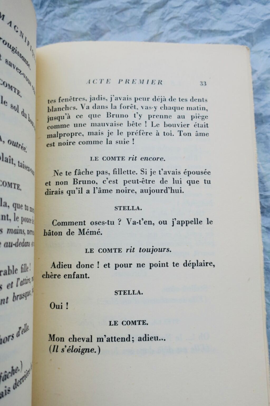 COCU MAGNIFIQUE. THREE-ACT PLAY
