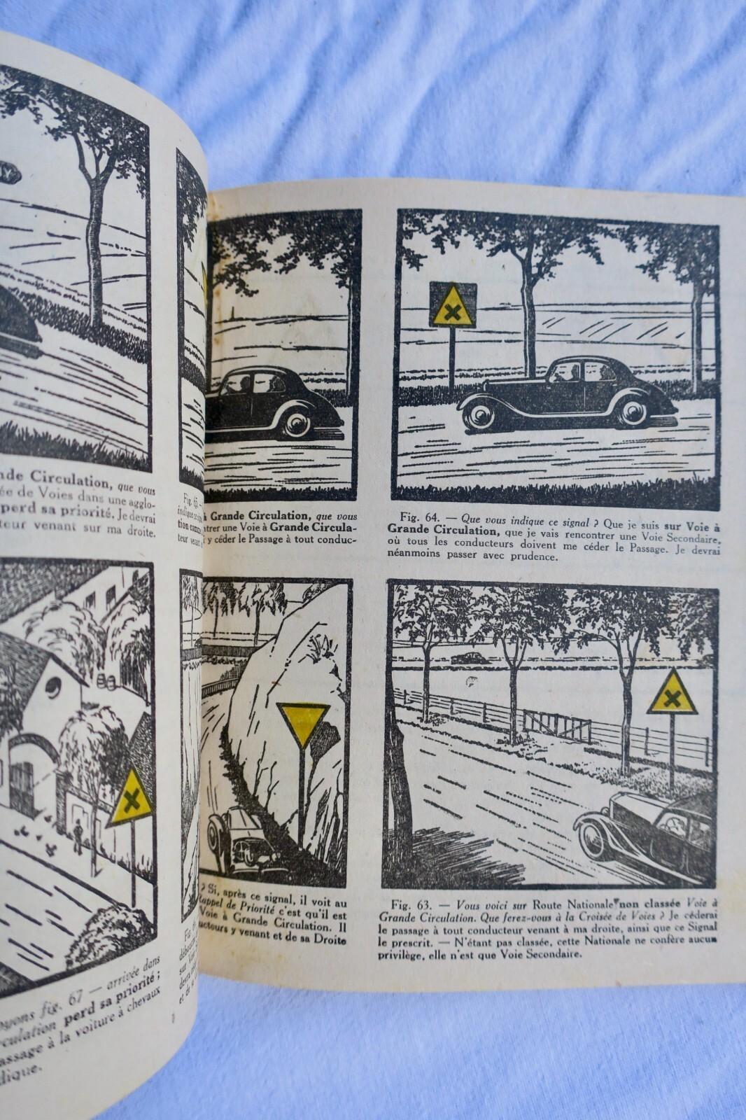 Code Nouveau Code of the Road, automobiles, motorcycles, heavy goods vehicles... 1947
