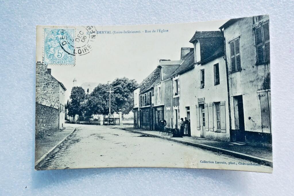Derval, Kirche-Straße 1906