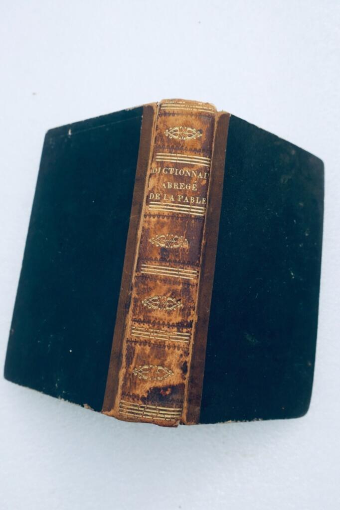 DICTIONNAIRE ABRÉGÉ DE LA FABLE 1819
