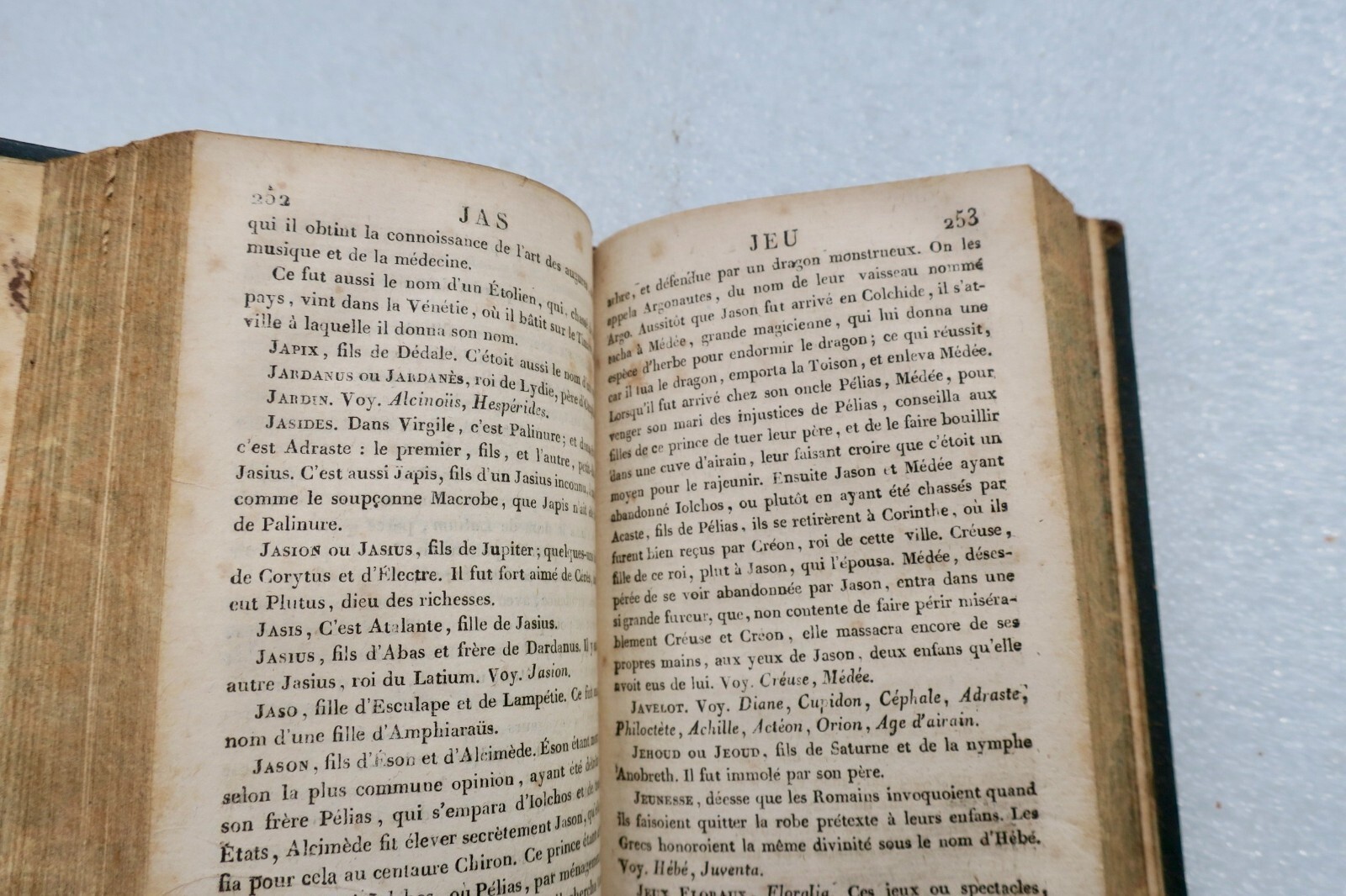 DICTIONNAIRE ABRÉGÉ DE LA FABLE 1819 – Image 4