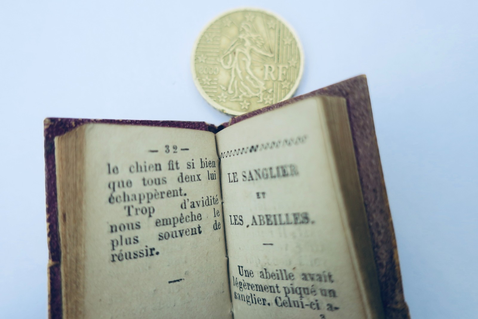 fable petit fabuliste de la jeunesse 30 x 45 mm. – Image 4