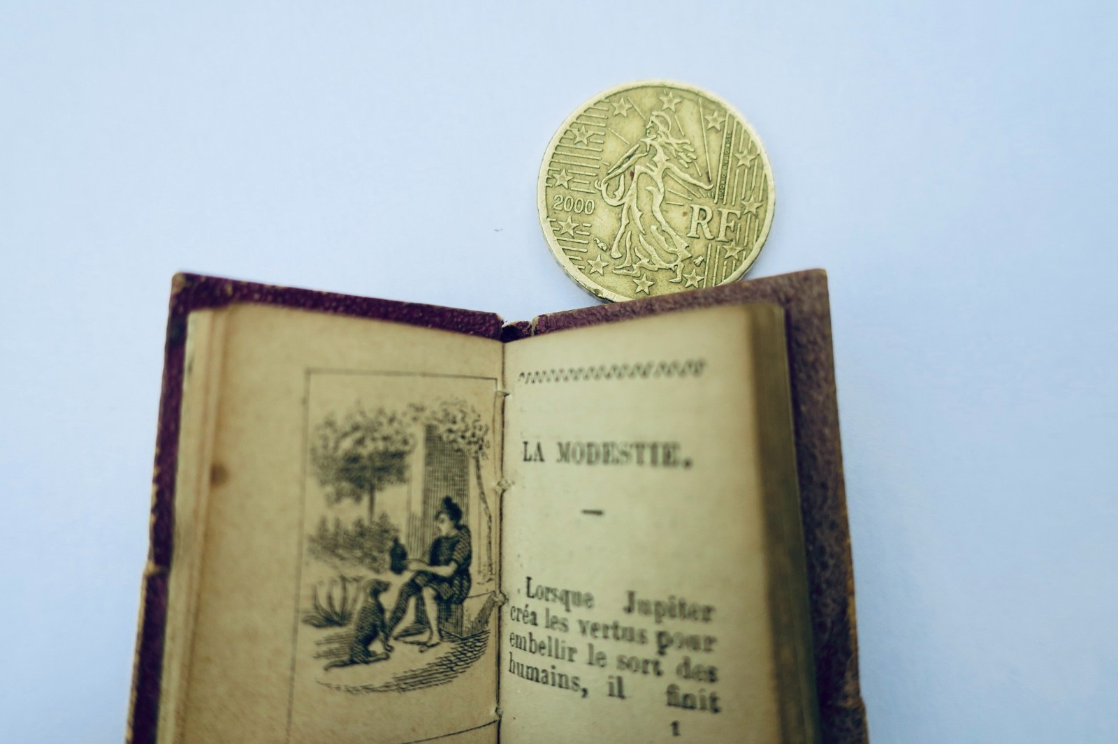 fable petit fabuliste de la jeunesse 30 x 45 mm. – Image 3