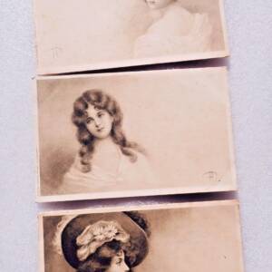 ベル・エポック期の女性 3枚組 CPA 1904年