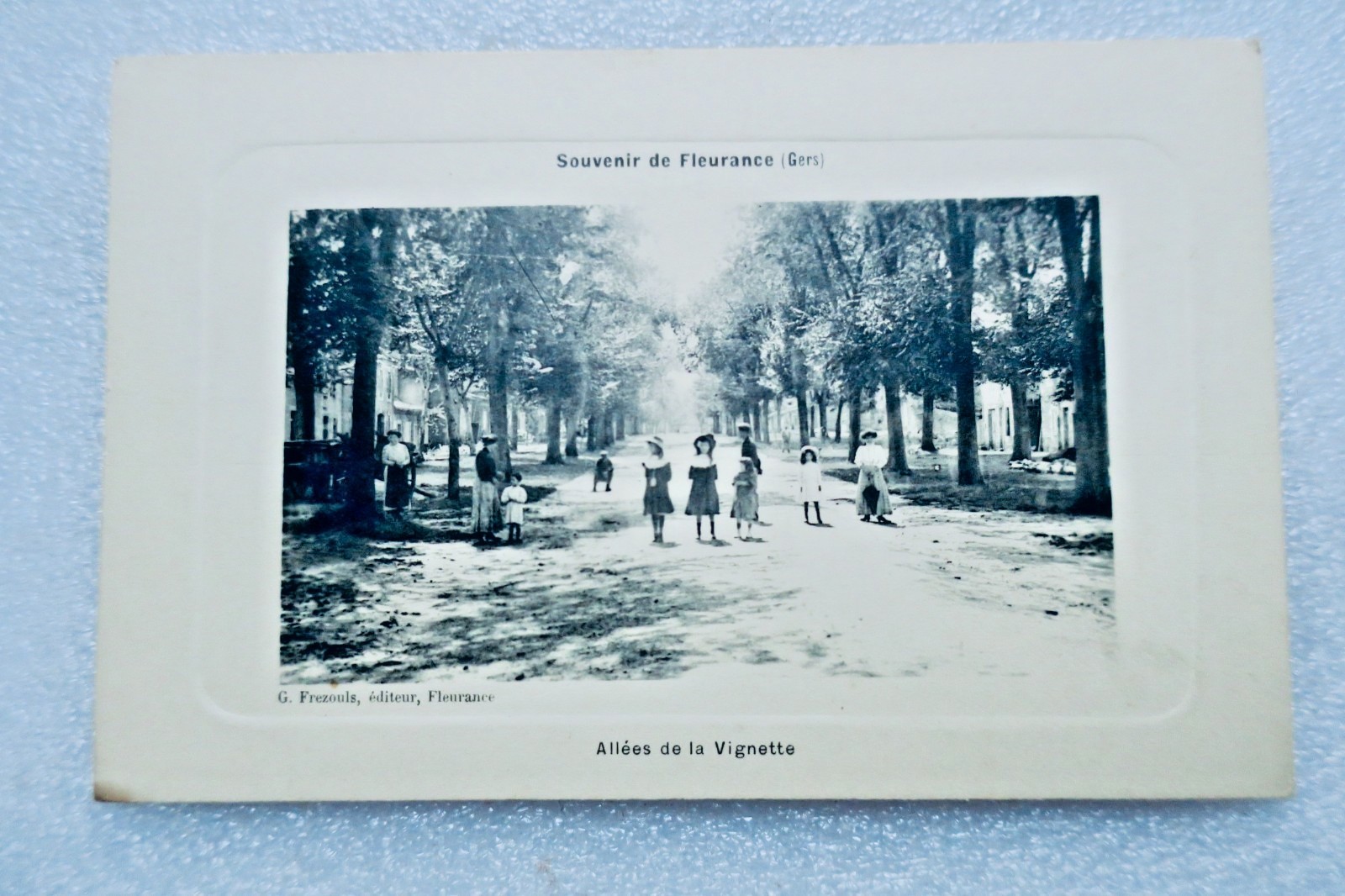 Gers Fleurance allée de la vignette 2 CPA – Image 3